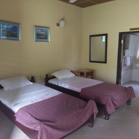 Big Foot Safari Lodge Wli Afegame ภายนอก รูปภาพ