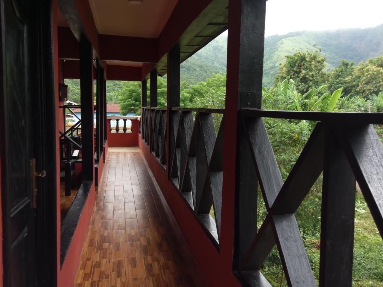 Big Foot Safari Lodge Wli Afegame ภายนอก รูปภาพ