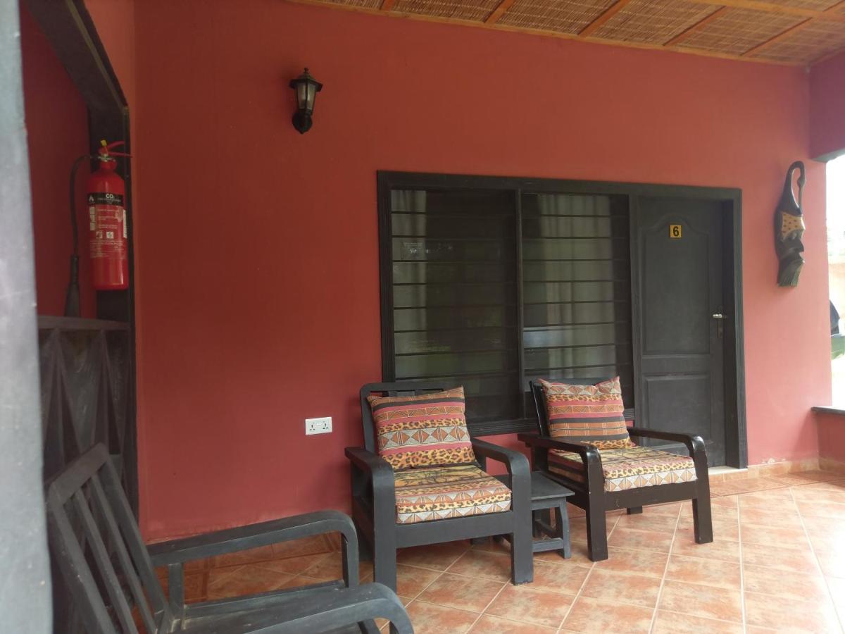 Big Foot Safari Lodge Wli Afegame ภายนอก รูปภาพ